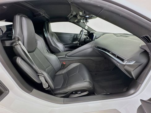 Used 2023 Chevrolet Corvette Stingray w/ Z51 Performance Package image 25