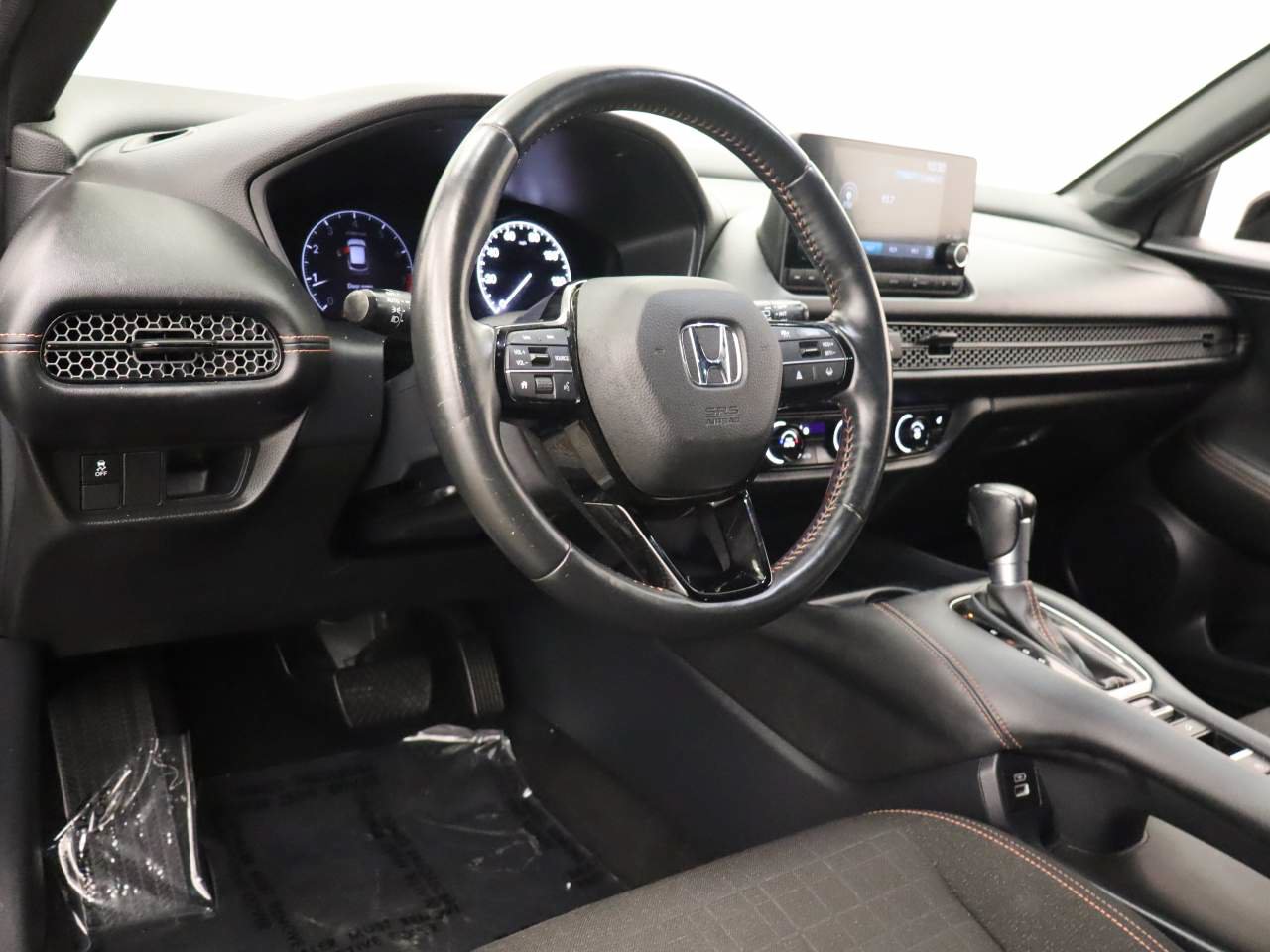 Used 2023 Honda HR-V Sport image 14