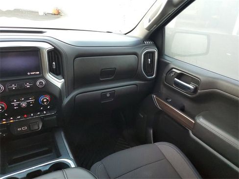 Used 2020 Chevrolet Silverado 1500 LT Trail Boss image 15