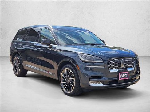 Used 2021 Lincoln Aviator Reserve w/ Equipment Group 201A AWD/4WD image 3