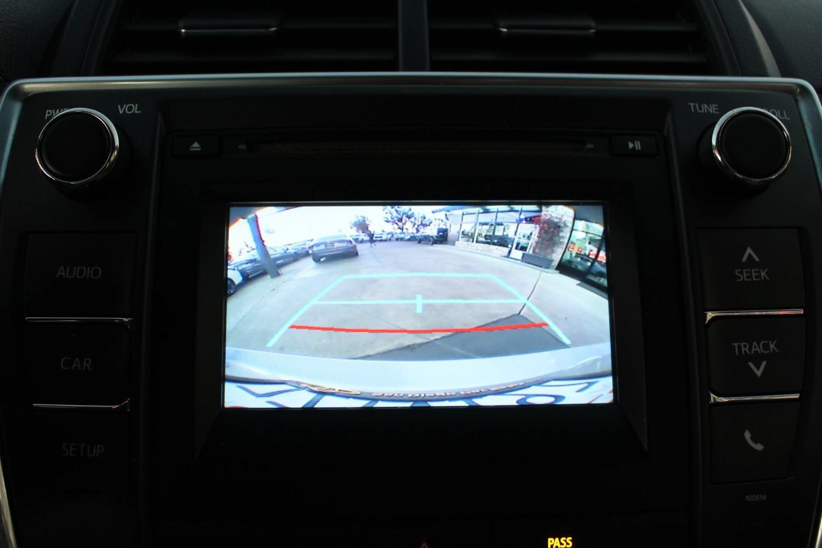 Used 2017 Toyota Camry LE FWD image 19