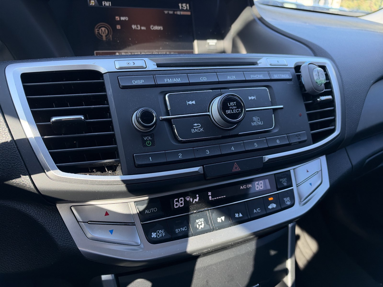 Used 2015 Honda Accord LX image 15