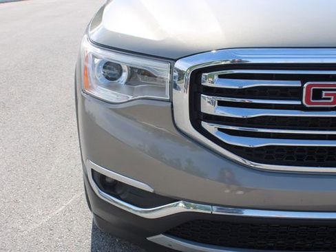 Used 2019 GMC Acadia SLT AWD/4WD image 39