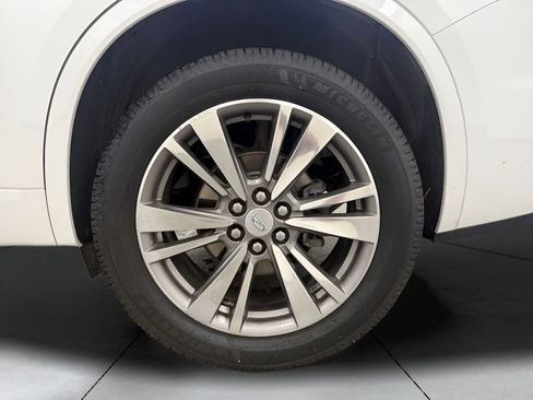 Used 2020 Cadillac XT6 Premium Luxury FWD image 25