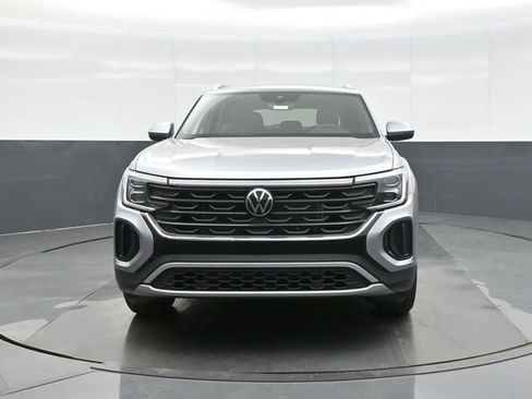 New 2026 Volkswagen Atlas Cross Sport SE AWD/4WD image 2