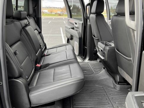 Used 2025 GMC Sierra 2500 Denali image 21