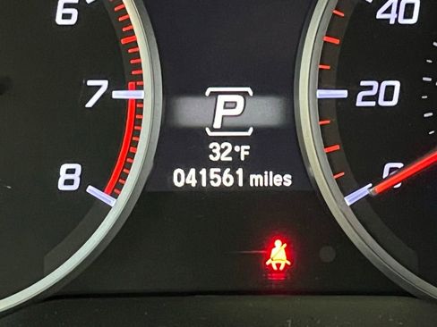 Used 2020 Acura ILX Technology & A-Spec Packages image 23