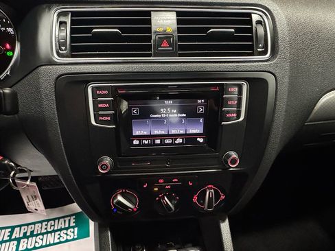 Used 2018 Volkswagen Jetta S w/ Cold Weather Package image 17