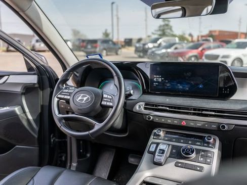 Used 2025 Hyundai Palisade SEL image 15