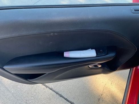 Used 2019 Dodge Challenger R/T RWD image 16