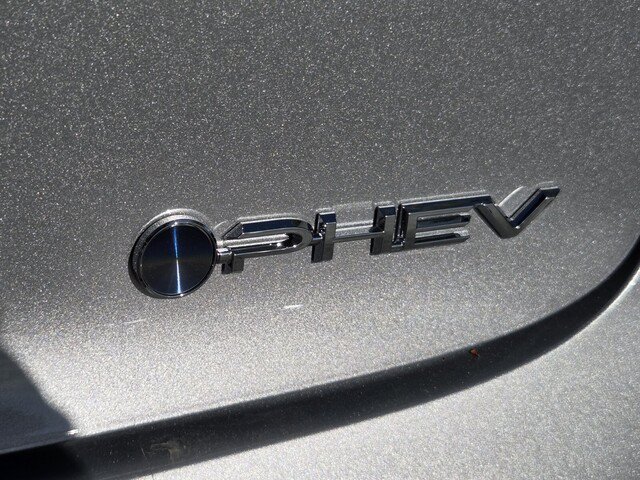 New 2026 Toyota Prius Plug-In Hybrid FWD image 27