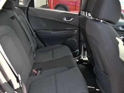 Used 2023 Hyundai Kona SEL FWD image 44