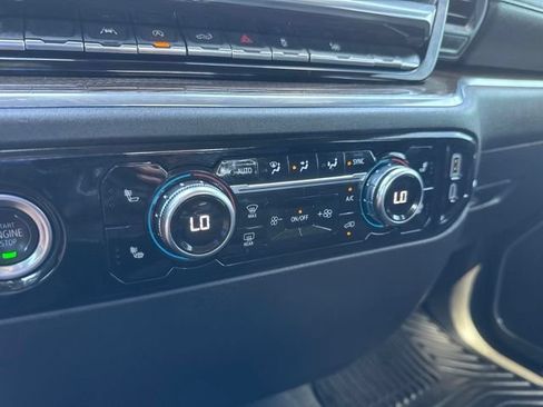 Used 2024 GMC Sierra 1500 Elevation AWD/4WD image 4