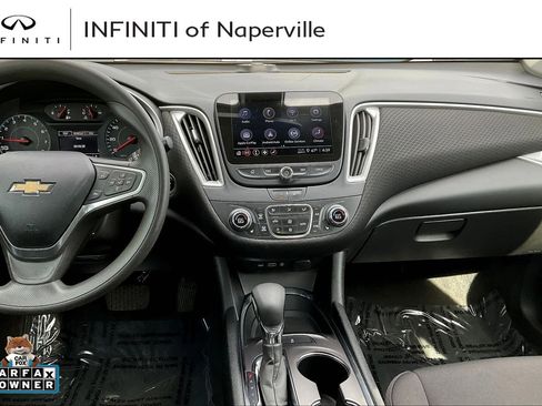 Used 2022 Chevrolet Malibu LT FWD image 9