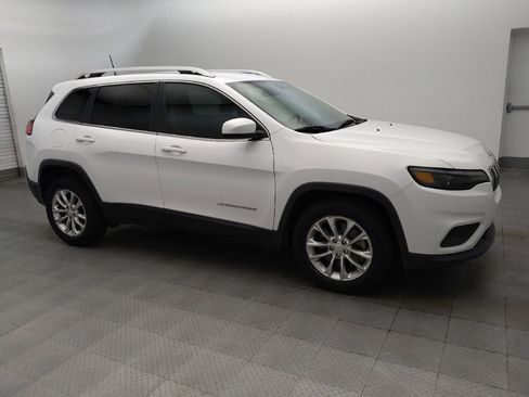 Used 2019 Jeep Cherokee Latitude w/ Popular Appearance Group image 11