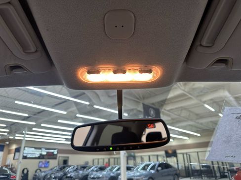 Used 2014 Nissan Juke S image 28