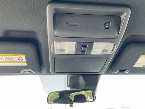 New 2025 Nissan Frontier PRO-4X w/ Black Accent Package image 25