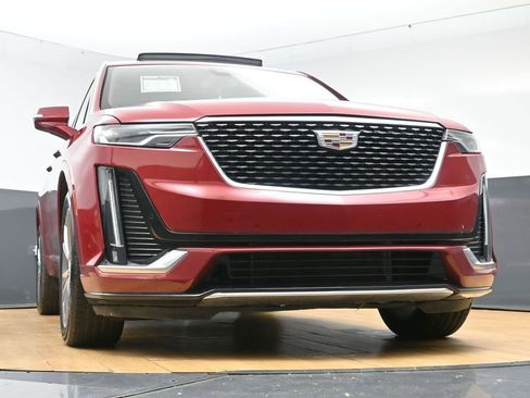 Used 2022 Cadillac XT6 Premium Luxury FWD image 49