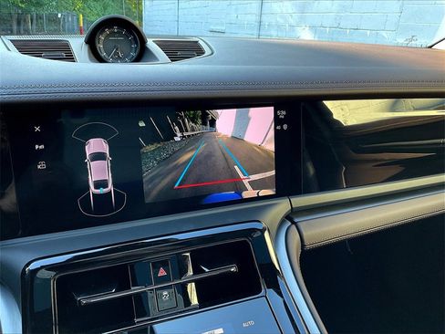 Certified 2024 Porsche Panamera image 26