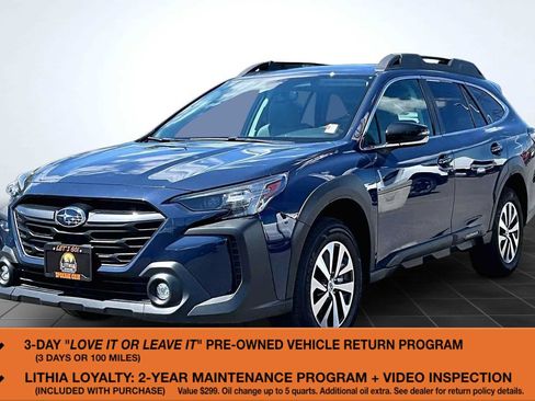 Used 2025 Subaru Outback Premium AWD/4WD image 1