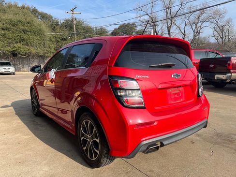 Used 2018 Chevrolet Sonic LT image 5
