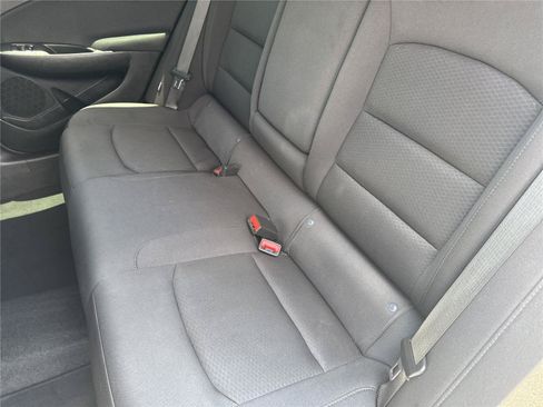 Used 2021 Chevrolet Malibu LT FWD image 30