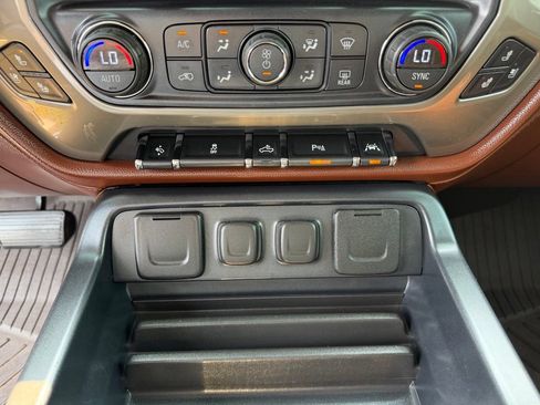Used 2016 Chevrolet Silverado 1500 High Country AWD/4WD image 26