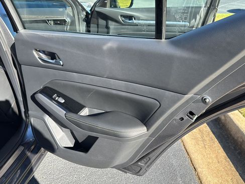 New 2025 Nissan Altima 2.5 SL image 13