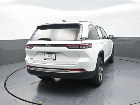 Used 2023 Jeep Grand Cherokee 4WD 4xe image 9