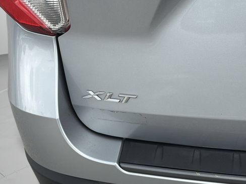Certified 2022 Ford Explorer XLT w/ Equipment Group 202A RWD image 10