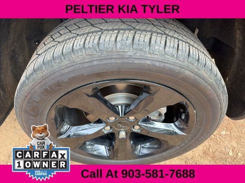 Used 2023 Jeep Grand Cherokee Limited w/ Black Appearance Package image 9