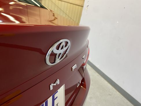 Used 2025 Toyota Camry LE image 16