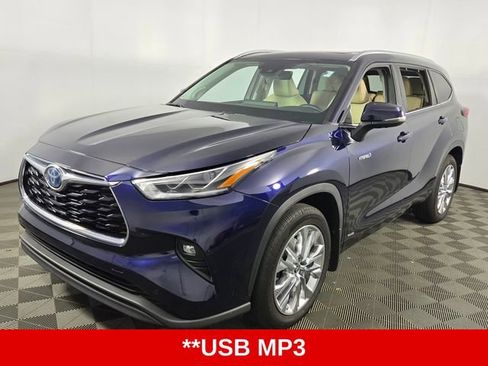 Used 2021 Toyota Highlander Limited image 6