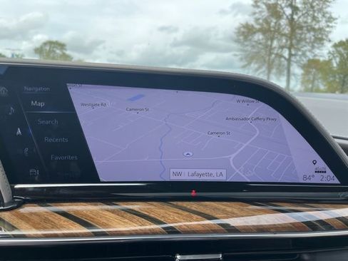 Used 2023 Cadillac Escalade ESV Premium Luxury Platinum image 29