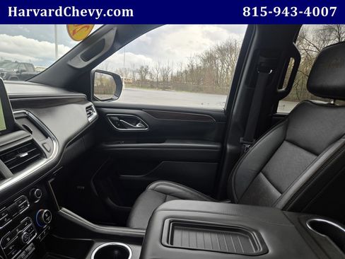Certified 2024 Chevrolet Suburban High Country AWD/4WD image 12