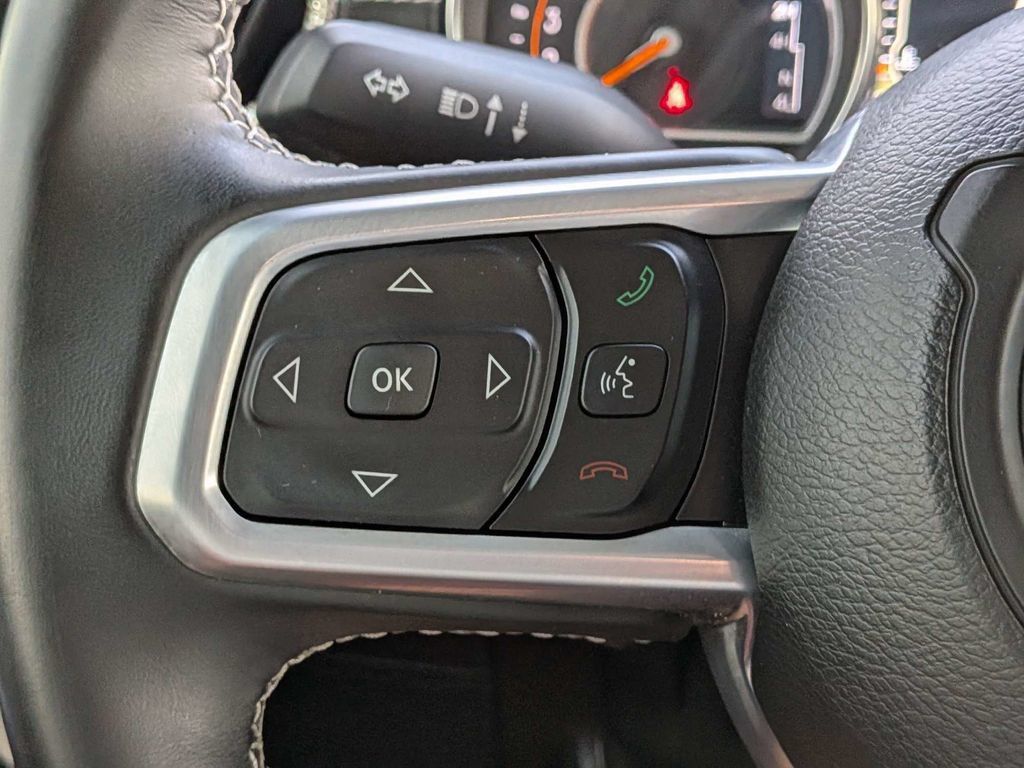 Used 2021 Jeep Gladiator Overland AWD/4WD image 34