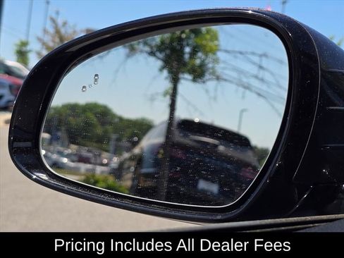 Used 2023 Genesis G70 2.0T AWD/4WD image 25