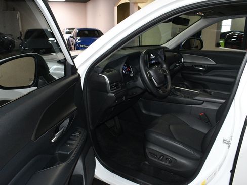 Used 2024 Toyota Grand Highlander FWD image 45