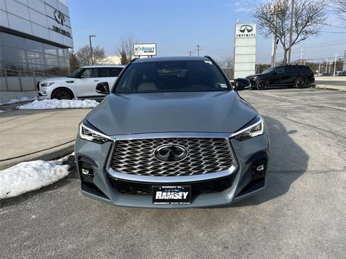 Certified 2023 INFINITI QX55 Essential image 3