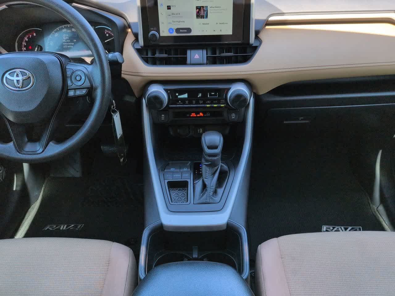 Used 2025 Toyota RAV4 LE FWD image 18