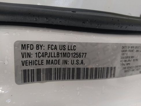 Used 2021 Jeep Cherokee Latitude Plus image 33