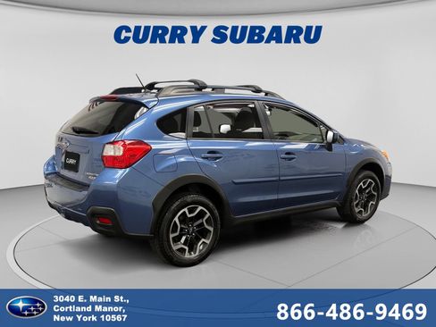 Used 2017 Subaru Crosstrek 2.0i Premium w/ Moonroof Package AWD/4WD image 5