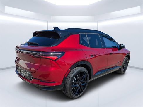 New 2026 Chevrolet Equinox EV RS image 3