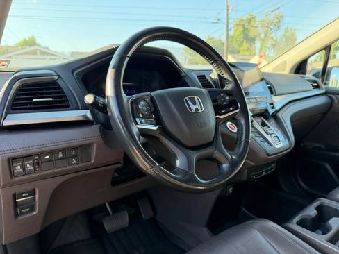 Used 2018 Honda Odyssey EX-L image 11
