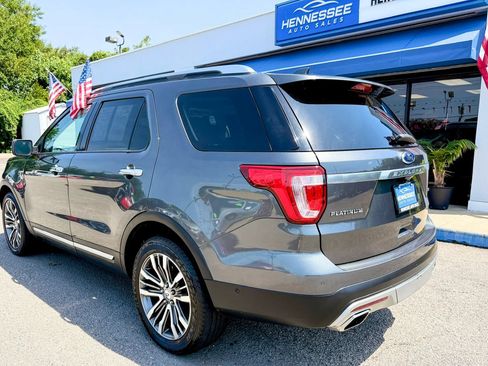 Used 2016 Ford Explorer Platinum AWD/4WD image 27