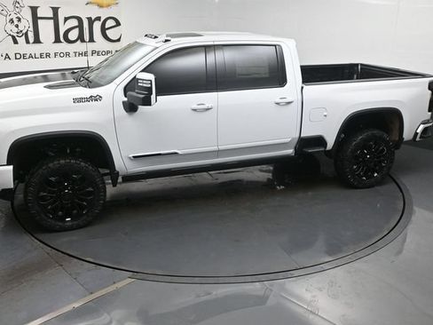 New 2026 Chevrolet Silverado 2500 High Country w/ High Country Premium Package AWD/4WD image 37