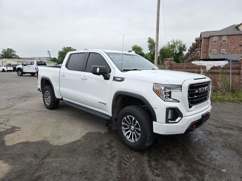 Used 2021 GMC Sierra 1500 AT4 w/ AT4 Premium Package AWD/4WD image 2