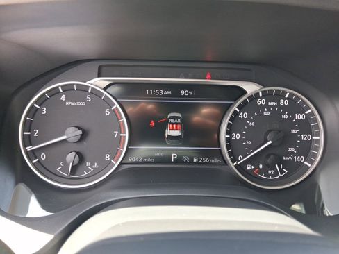 Used 2025 Nissan Rogue SV AWD/4WD image 17