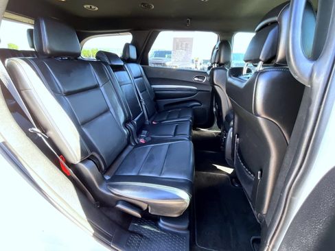 Used 2019 Dodge Durango R/T w/ Blacktop Package AWD/4WD image 18