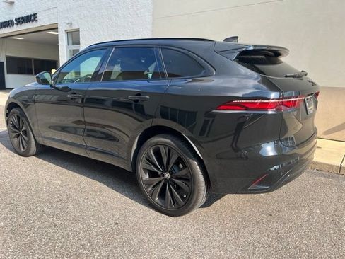 Used 2025 Jaguar F-PACE R-Dynamic S AWD/4WD image 6